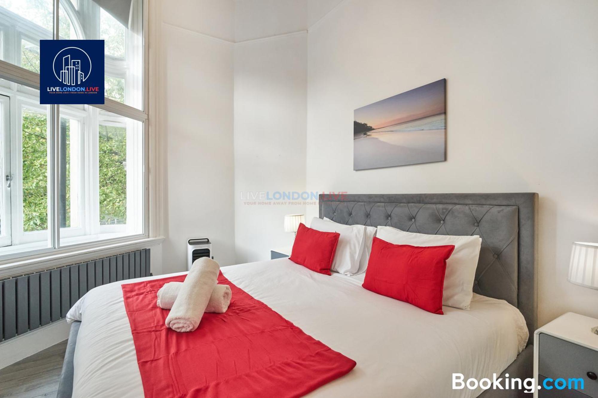 Last-Minute Specials L Sleeps Up To 4 Guests L One-Bedroom Apartment With King Bed And High Ceilings Near Camden By Live London Short Lets & Serviced Accommodation Zewnętrze zdjęcie